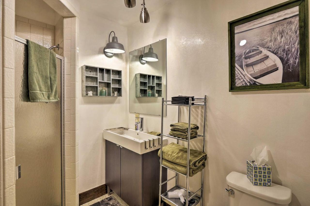 Grand Lake Condo With Balcony - 1 Block To Water! Bagian luar foto